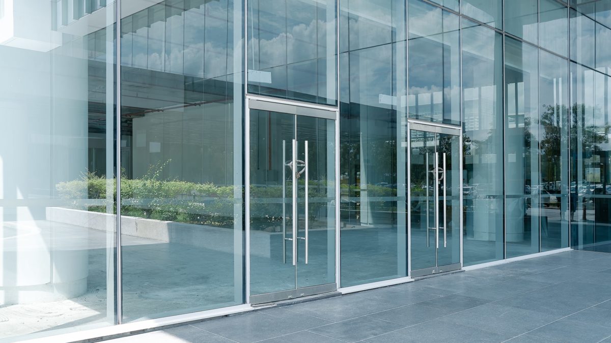 Commercial & Residential Glass & Door Service Central Fabrication